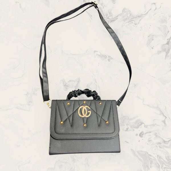 Cartera Negra Elegante con Asa Fruncida y Correa Larga - Imagen 4